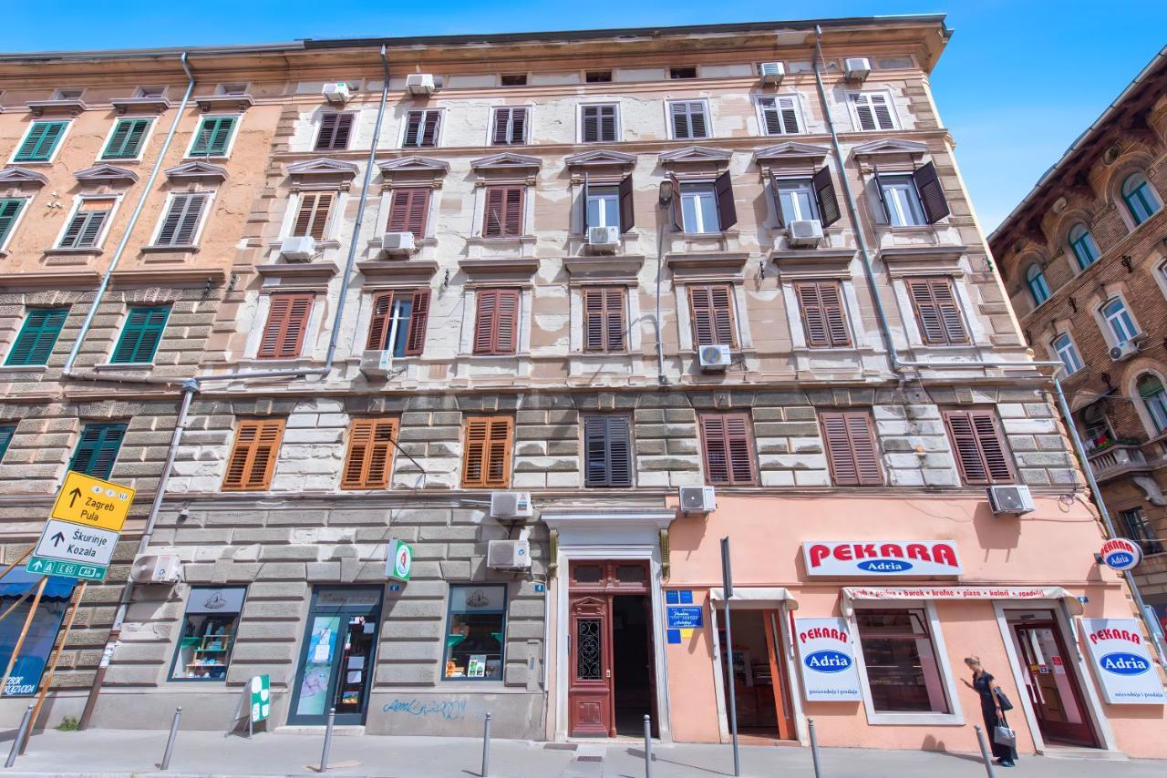 Market&Art square place Rijeka Exterior foto